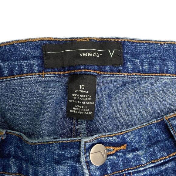 Venezia Straight Leg Women's size 16 Medium Wash Blue Denim jeans - Picture 3 of 3